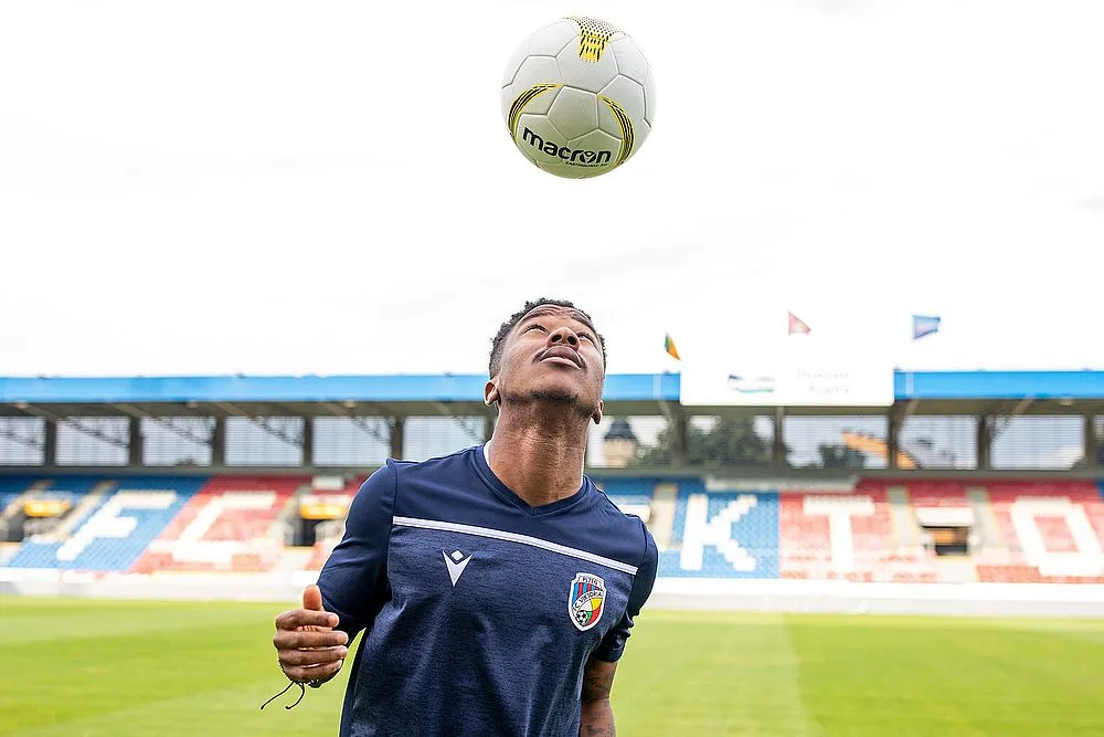 Viktoriáni mají novou posilu, do klubu přišel z Karviné záložník Adriel D’Avila Ba Loua