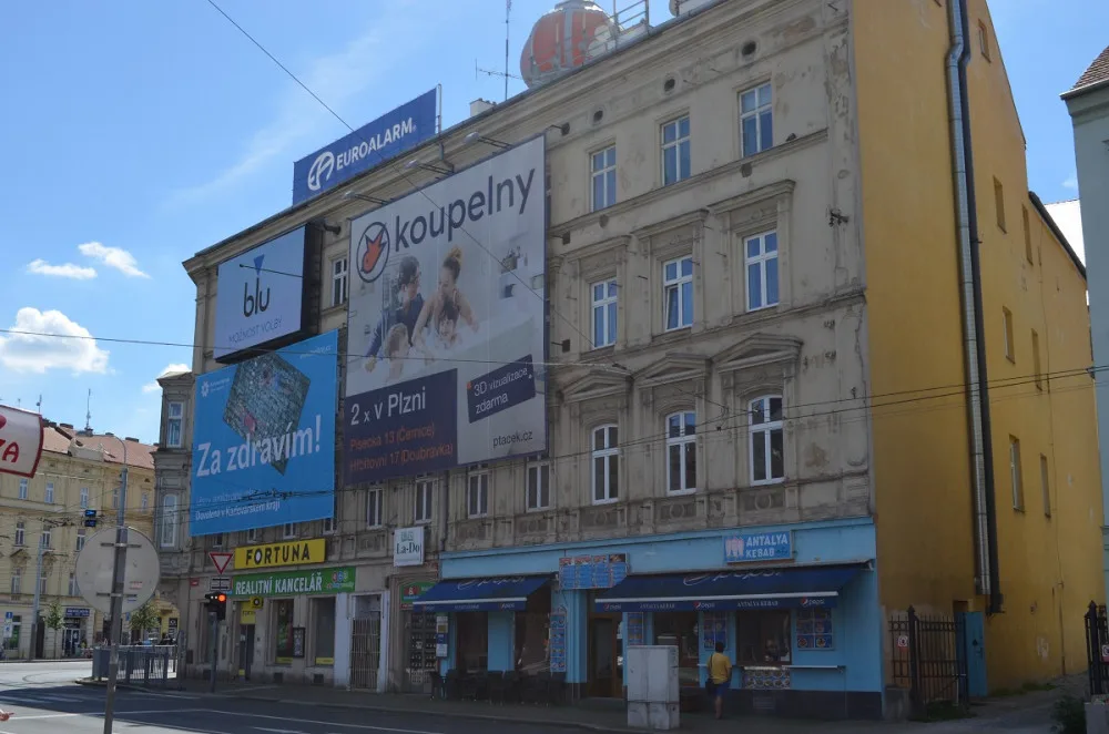 Město už má návrhy, jak zatočit s vizuálním smogem, bude to ještě běh na dlouhou trať