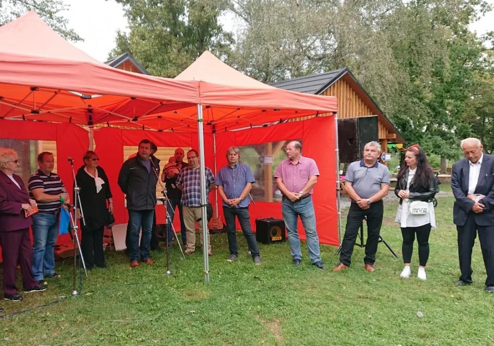 ČSSD cílí v kampani pro krajské volby na seniory, mladé rodiny a zadržování vody v krajině