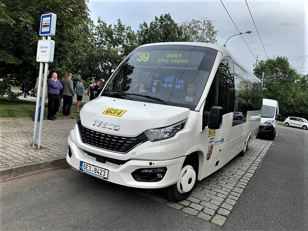 Na Výsluní bude zajíždět tento autobus s kapacitou 35 cestujících