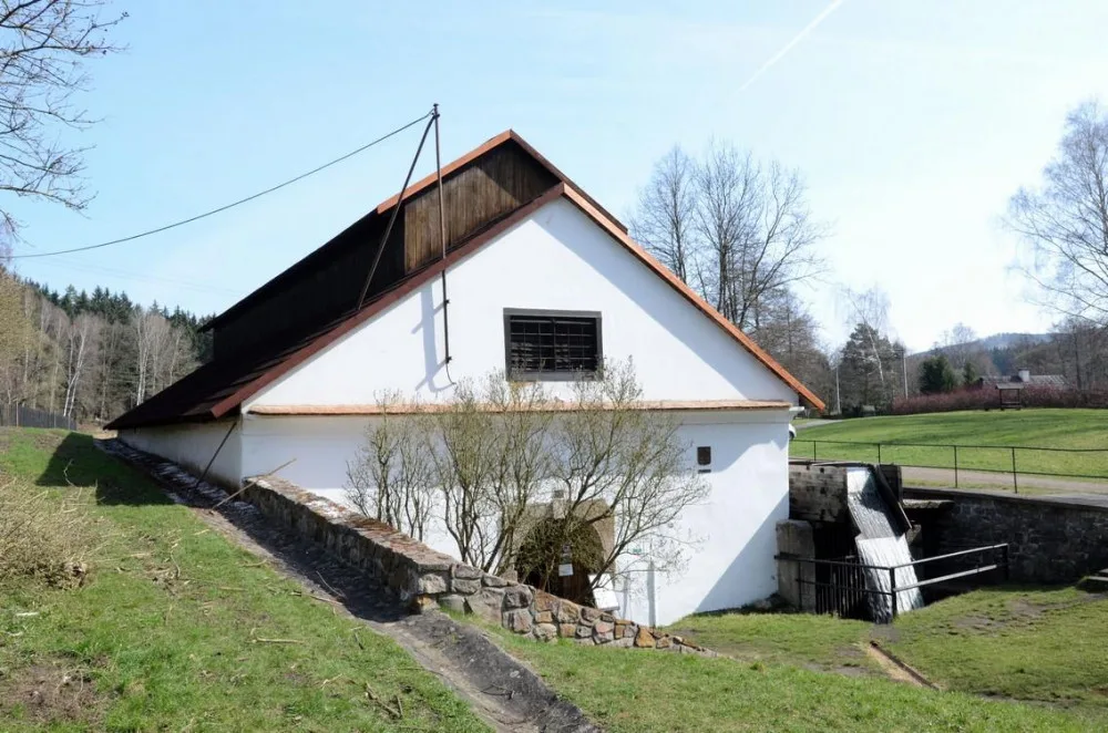 Vodní hamr v Dobřívi prošel velkou rekonstrukcí, nic podobného funkčního nikde nemají