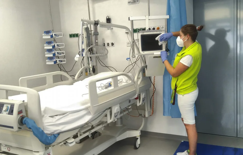 Do přístavby Stodské nemocnice se nastěhovala gastroenterologie a v novém je i JIP a plicní ordinace