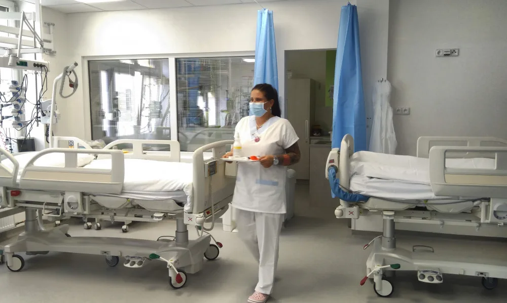 Do přístavby Stodské nemocnice se nastěhovala gastroenterologie a v novém je i JIP a plicní ordinace