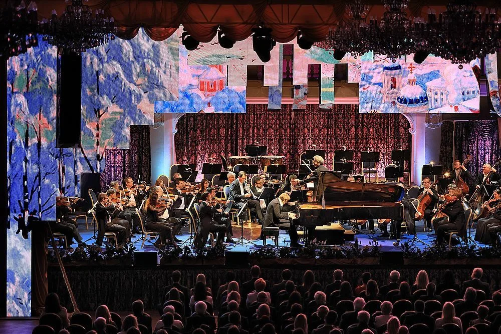 Vřelé publikum a inspirativní město, shodují se umělci. 29. ročník Mezinárodního hudebního festivalu Český Krumlov uzavřel koncert České filharmonie