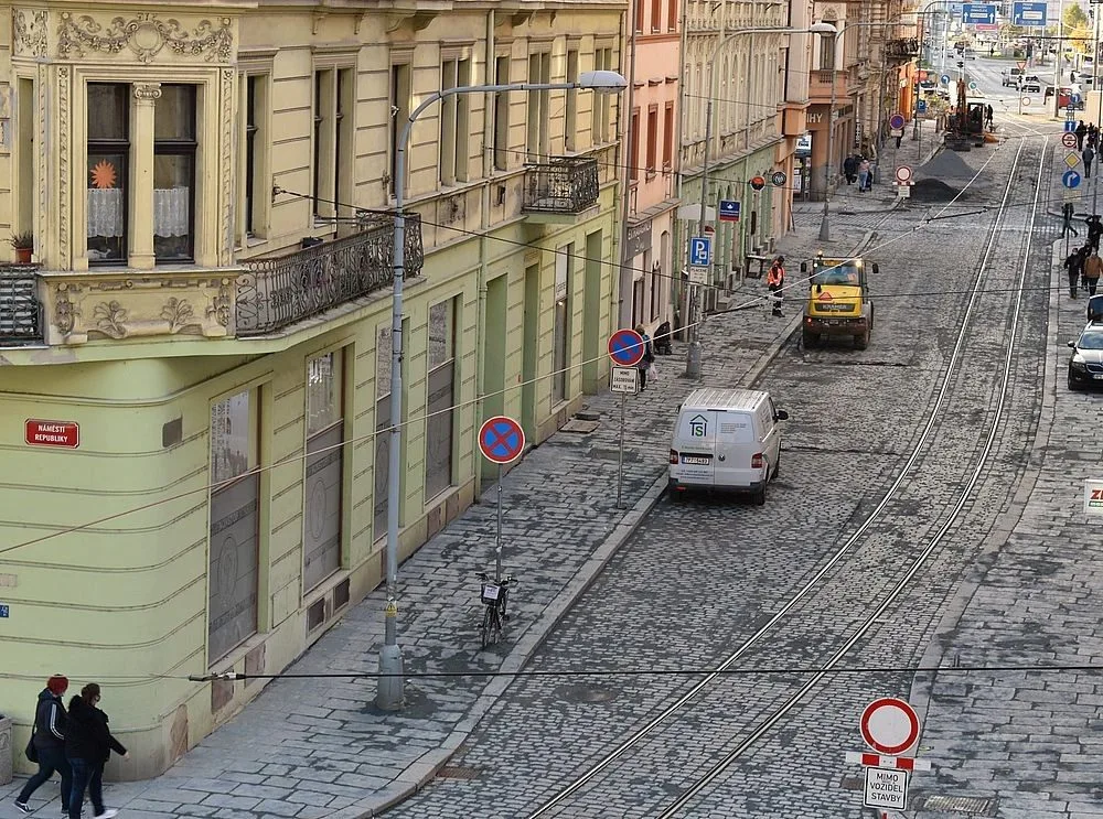 Solní ulice v centru Plzně je po rozsáhlé rekonstrukci hotová a pořádně prokoukla