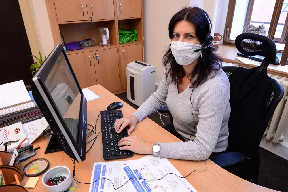 Do pomoci krajské hygieně se zapojilo deset zaměstnanců plzeňského magistrátu
