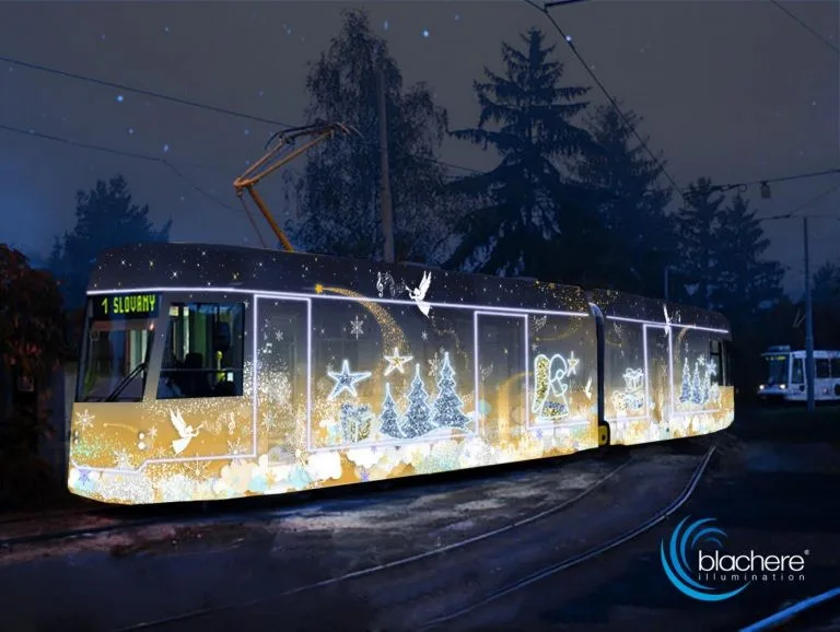 Tak vypadala loňská velmi oblíbená vánoční tramvaj