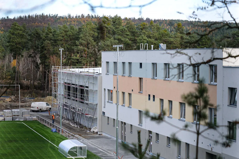 Prokopávka se mění v moderní a víceúčelové sportoviště