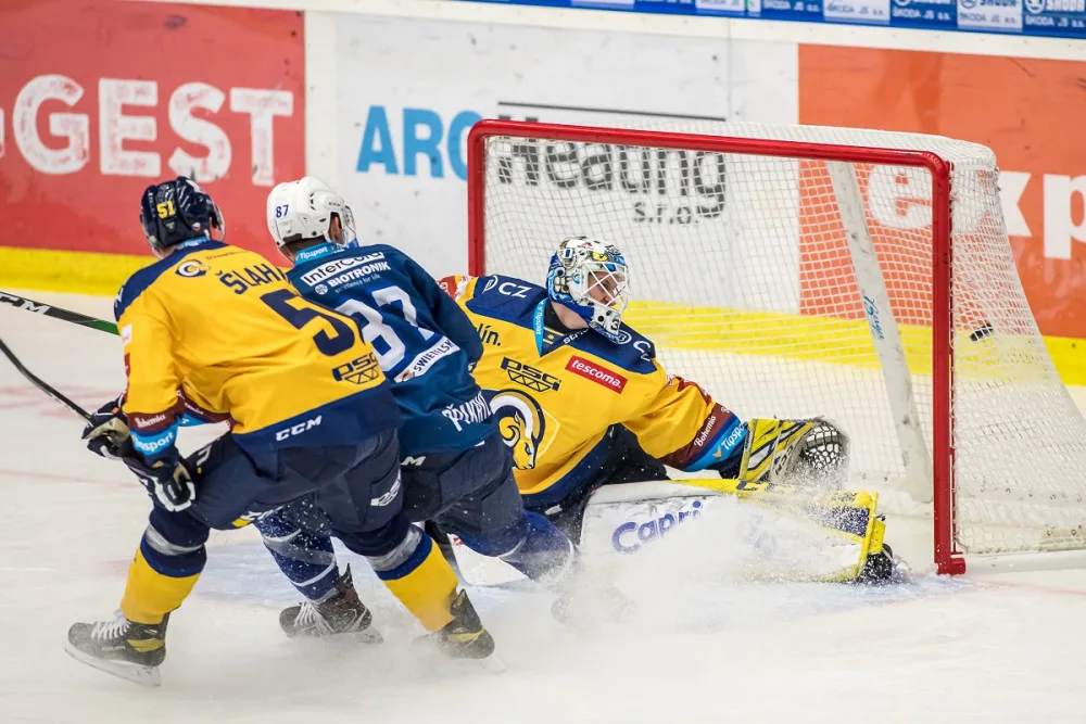 Gólová podívaná a Přikrylův hattrick, Plzeň na domácím ledě přehrála Zlín 7:5