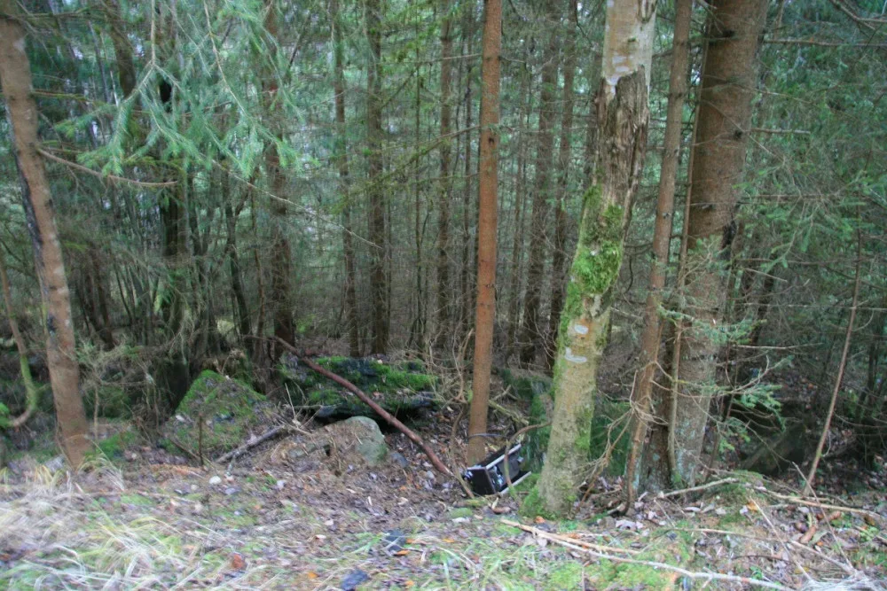 Neukáznění turisté se na Šumavě baví ničením fotopastí, ze zábavy po nich hází kameny