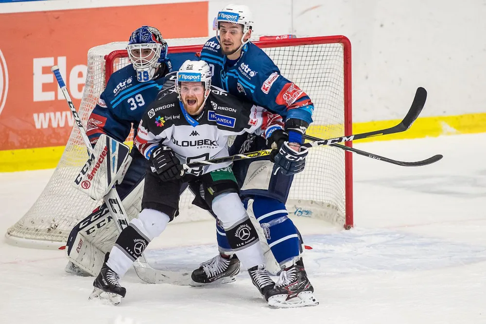 Drama až do poslední vteřiny! V západočeském derby porazila Plzeň Karlovy Vary 4:3