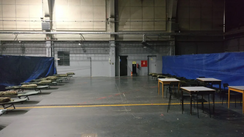 Bezdomovci mrznout nechtějí a mají zájem o noclehy v hale DEPO2015. Město navýší kapacitu krizového střediska