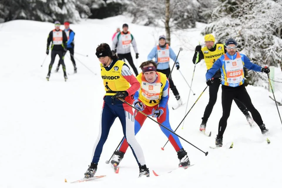 Třetina startovného na Virtuální ČEZ SkiTour vybaví díky Hervisu na zimu nevidomé účastníky