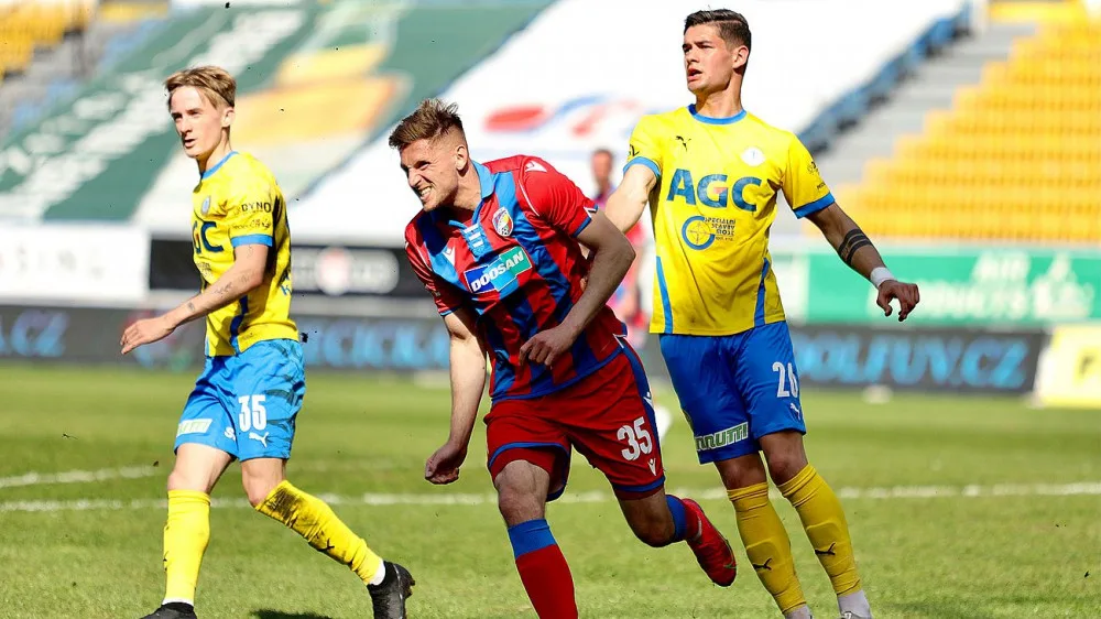 Viktoriáni vezou z Teplic tři body, domácí porazili 0:1 gólem Filipa Kaši
