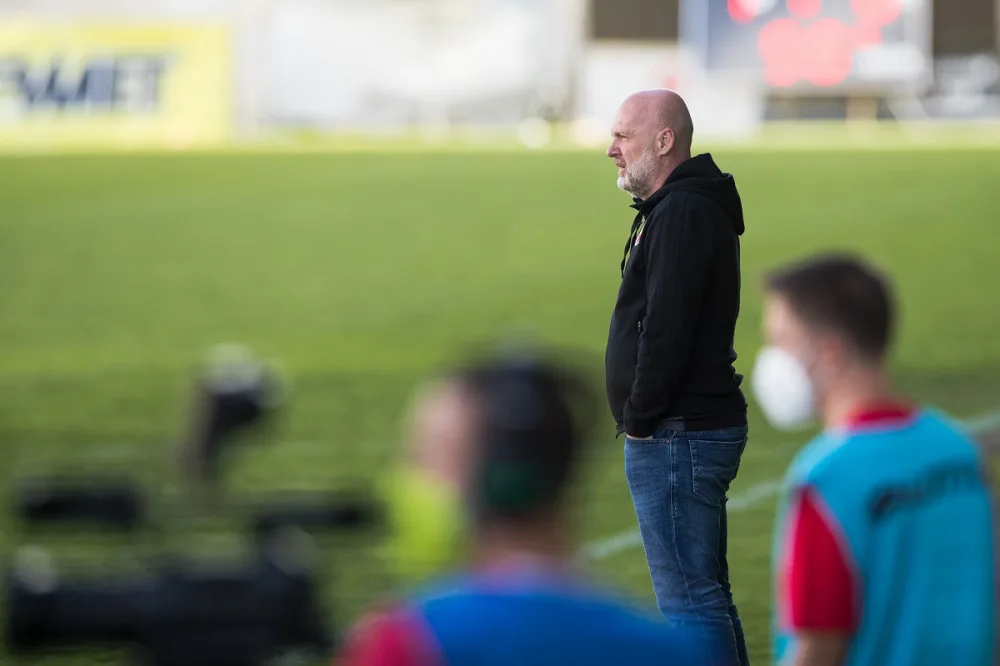 Bylo to od nás velmi špatné utkání, hodnotí debakl proti Pardubicím trenér viktoriánů Michal Bílek