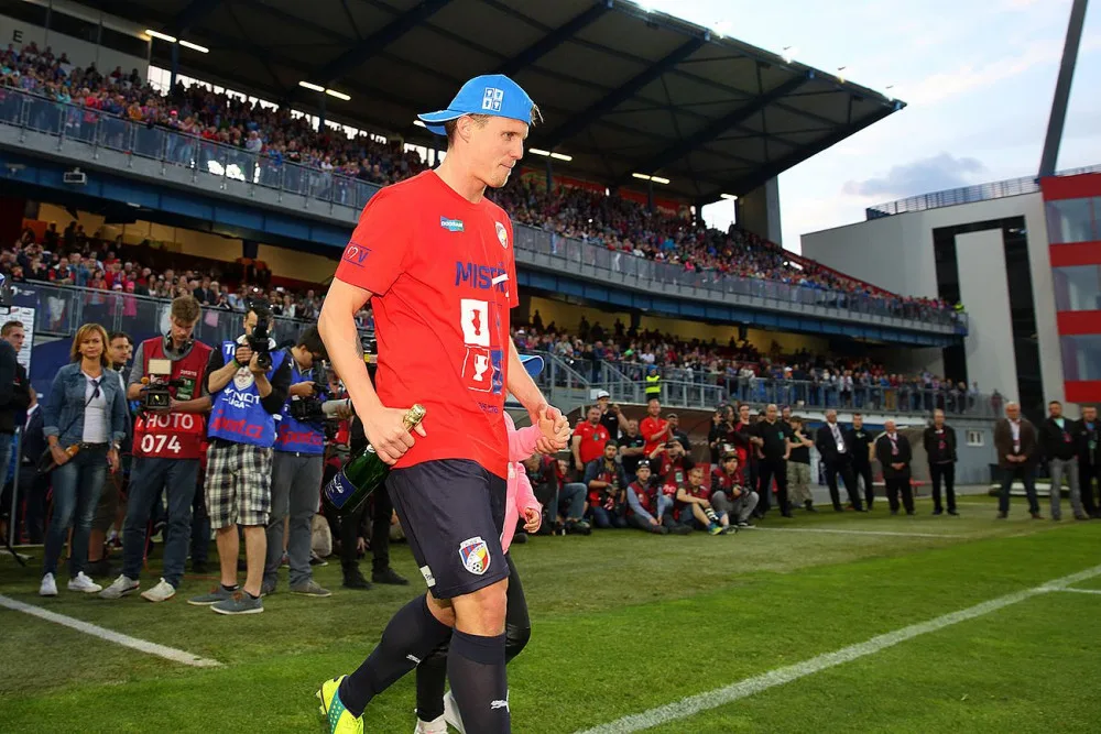 Bouřlivák Limba oznámil konec kariéry, jeho dres s číslem 8 už nikdo jiný ve Viktorii Plzeň neoblékne