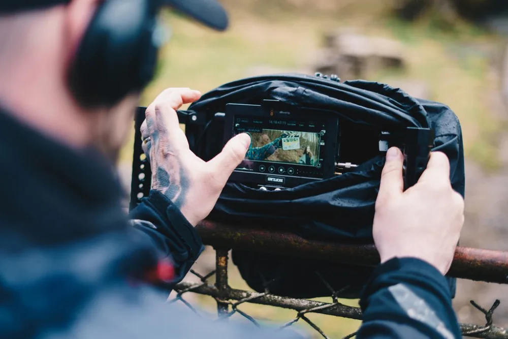 Mladí filmaři natáčí na jižní Moravě snímek s Judit Bárdos a Dušanem Vitázkem. Kvůli koronaviru shání finance na dotočení