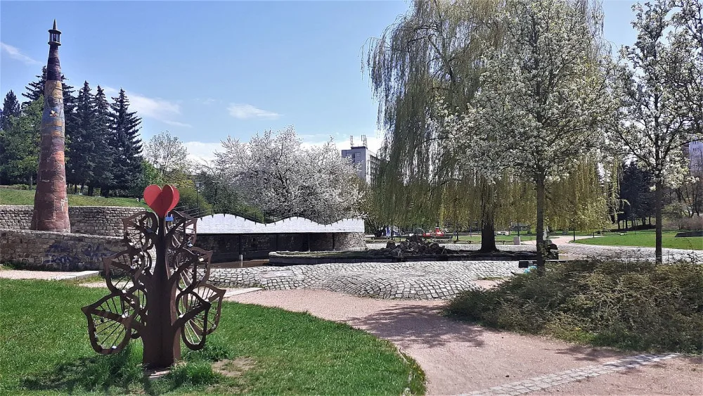 Park Chvojkovy lomy čeká obnova mobiliáře, nově se objeví i stroje na cvičení