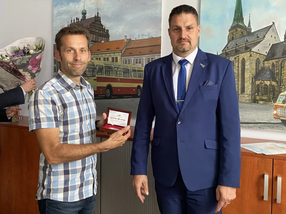 Jiří Bouzek se starostou Davidem Procházkou