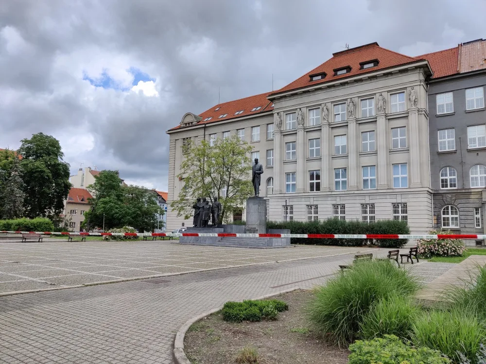 Během dvou dnů řešili policisté dvě výhružky o bombovém útoku