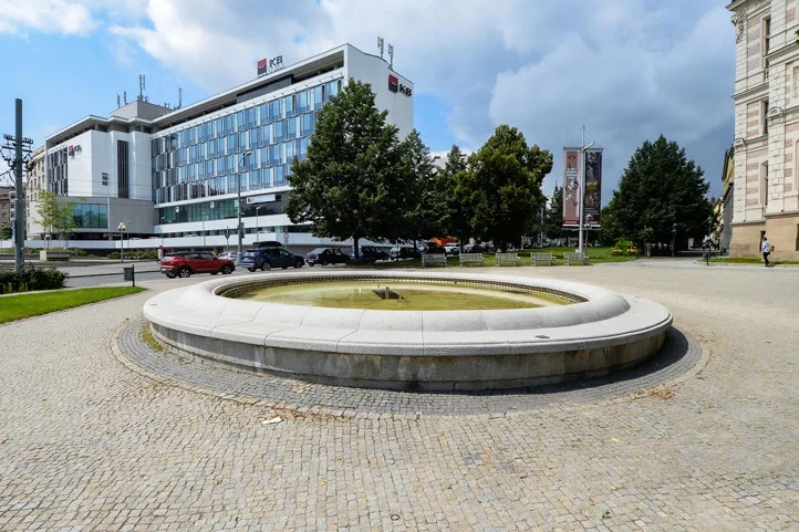 Silné deště vyřadily z provozu kašnu a fontány v sadovém okruhu