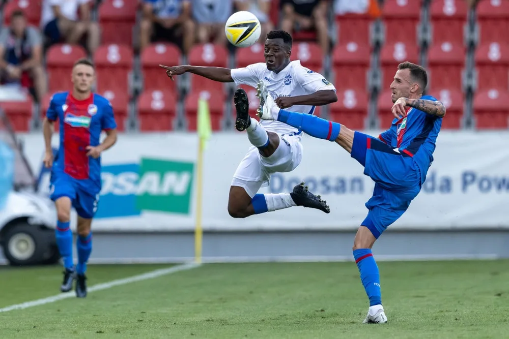 Start do sezony viktoriánům vyšel, Dynamo Brest porazili 2:1