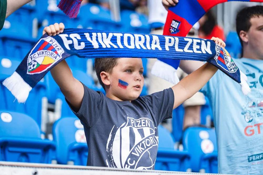 Viktoriánům vyšel vstup do sezóny i přes deset nemocných hráčů, teď zbrojí na čtvrteční odvetu s Brestem