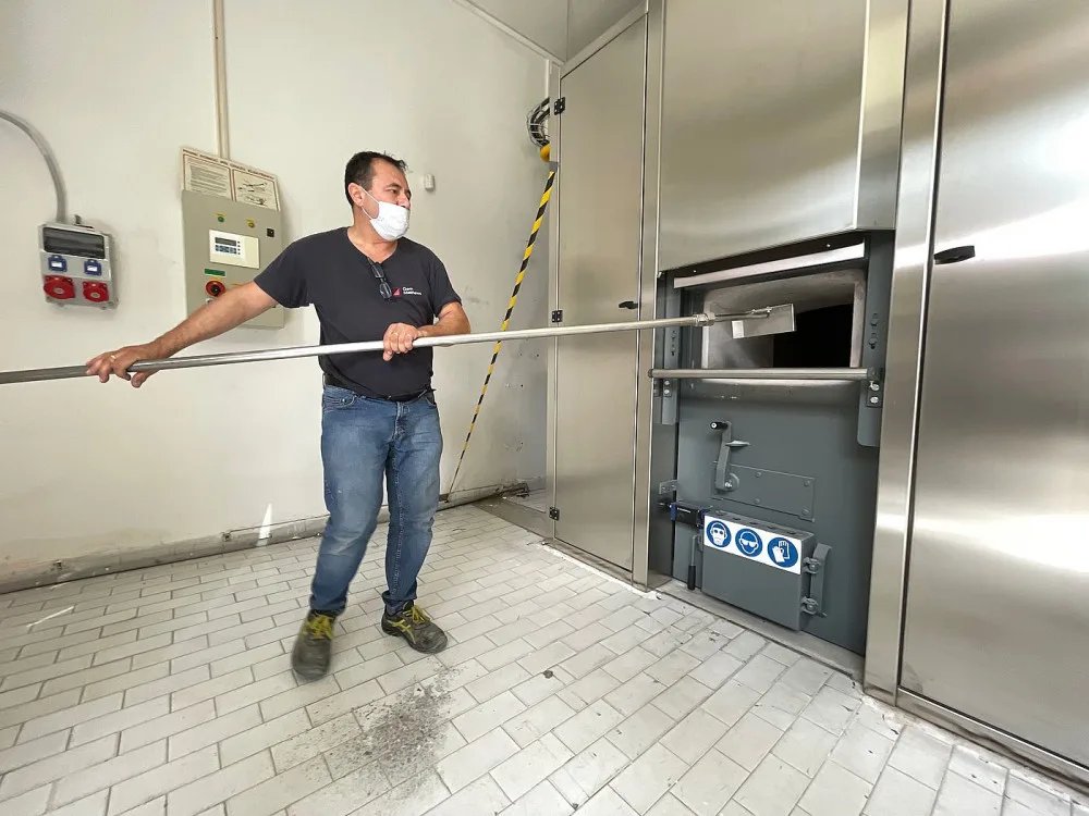 Hned tři nové kremační pece pořídilo město Plzeň, za jediný den dokáží zpopelnit až 48 těl