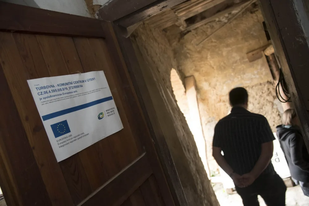 Památkově chráněný Dům Na Růžku v Úterý zachraňuje spolek místních nadšenců.