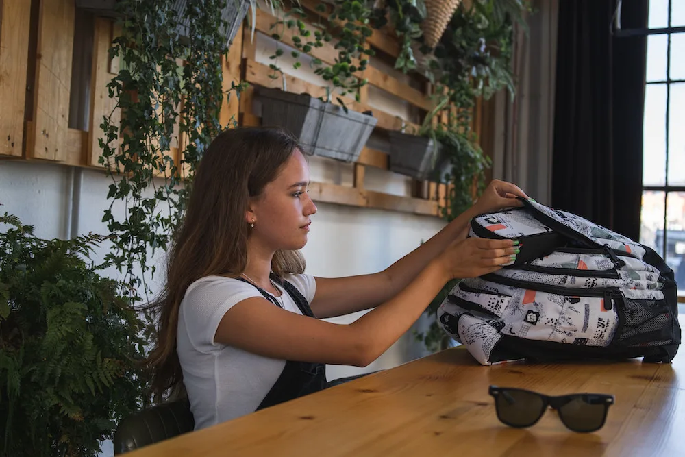 Blíží se školní rok. Jak vybrat správný batoh? Bagmaster sází na kvalifikované zdravotní posudky a tři roky záruky