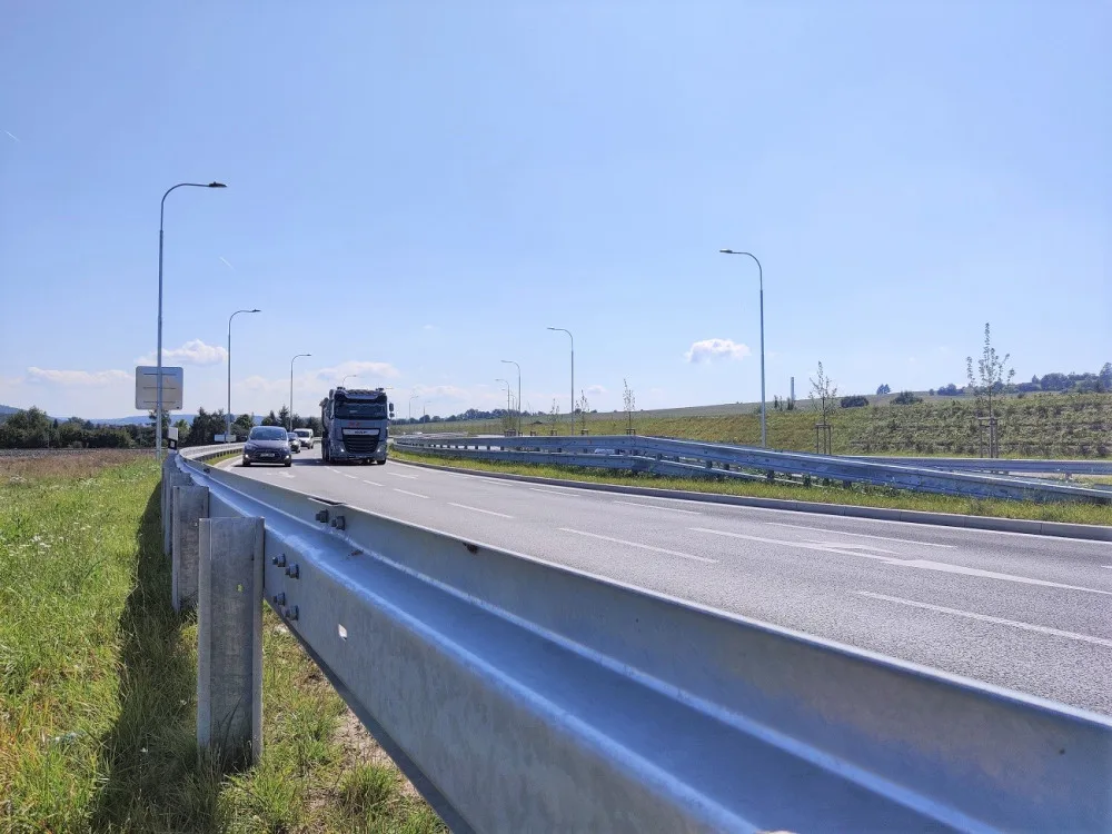 Řidiči v Plzni se dočkali kompletního otevření první části východního okruhu za půl miliardy korun
