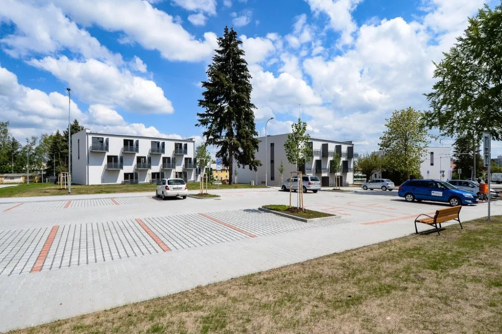 Do projektů řešících bytovou nouzi sociálně slabších, mladých i seniorů, investovala Plzeň půl miliardy