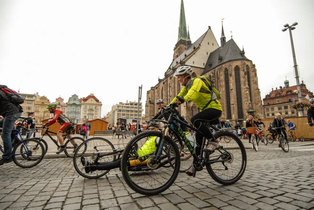 Archivní foto z plzeňské cyklojízdy