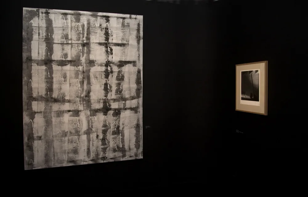 Západočeská galerie vystavuje fotografie J. Sudka a malby J. Špaňhela s tématem chrámu sv. Víta