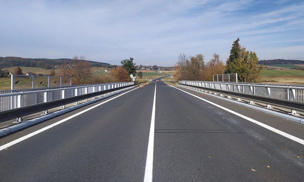 Most je opravený, cesta do Klatov ve směru od Plzně bude opět volná
