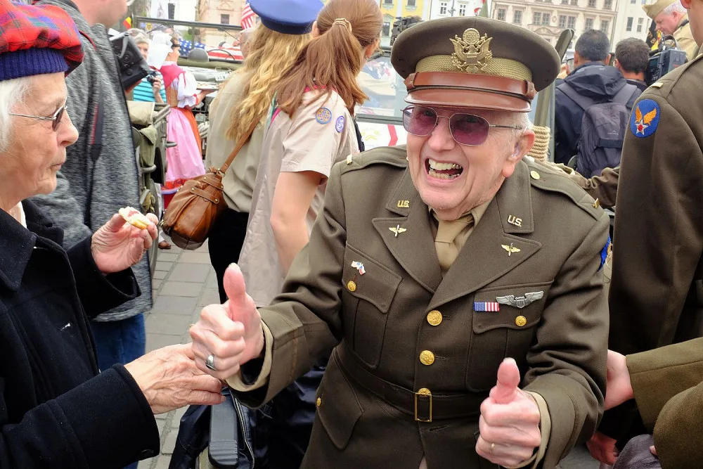 Zemřel americký válečný veterán Marion Kirkham (99), účastník Slavností svobody a bratr stíhače sestřeleného nad Chodskem