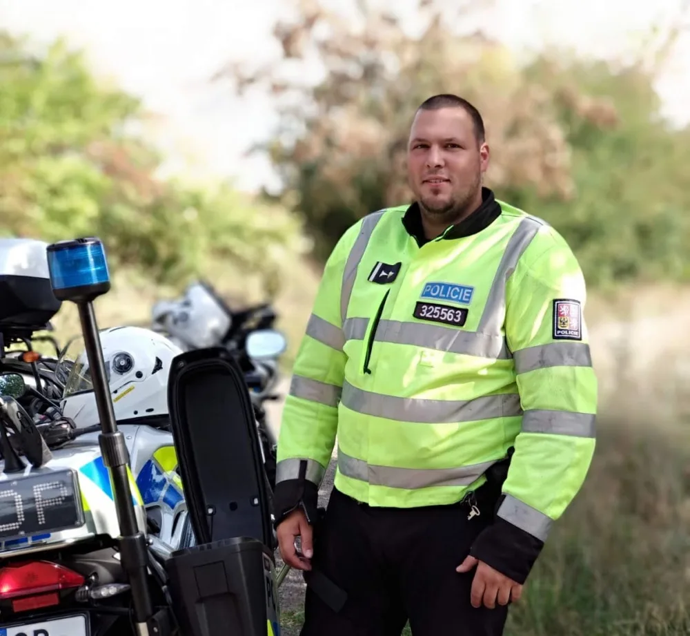 V práci se nenudím. Lidé jsou schopni natěsnat do auta i komín, říká plzeňský dopravní policista
