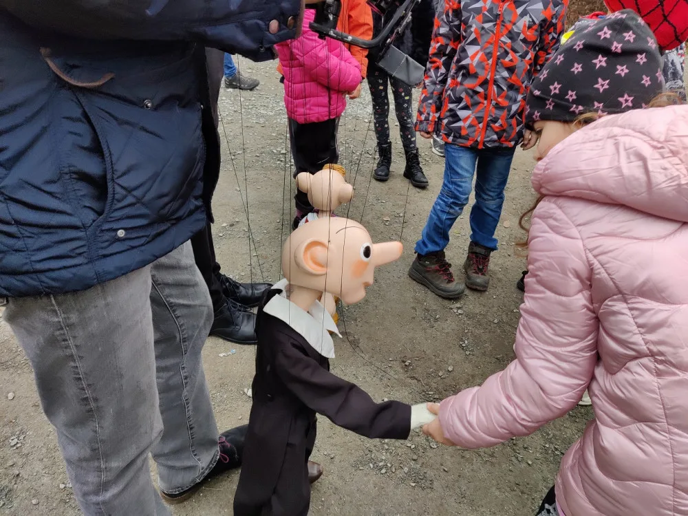 Legendární dvojce Spejbl s Hurvínkem provede zájemce okolím boleveckých rybníků