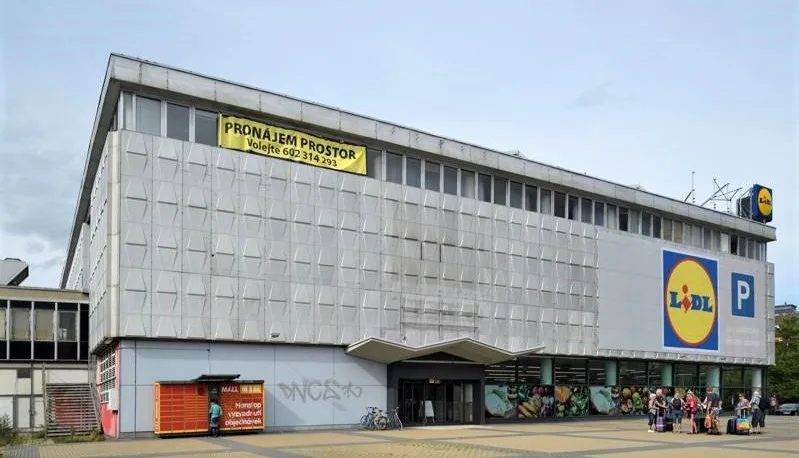 Očkovací místo bez nutnosti registrace začne od pondělí fungovat v bývalém plzeňském obchoďáku Prior