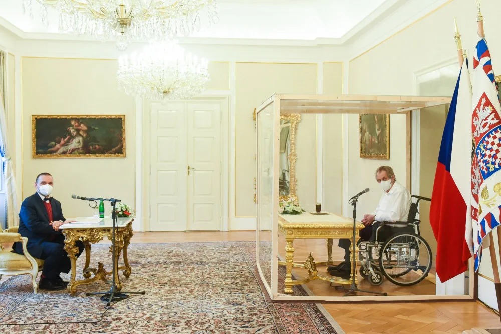 S prezidentem Zemanem jednal v Lánech plzeňský primátor Baxa, kandidát na post ministra kultury