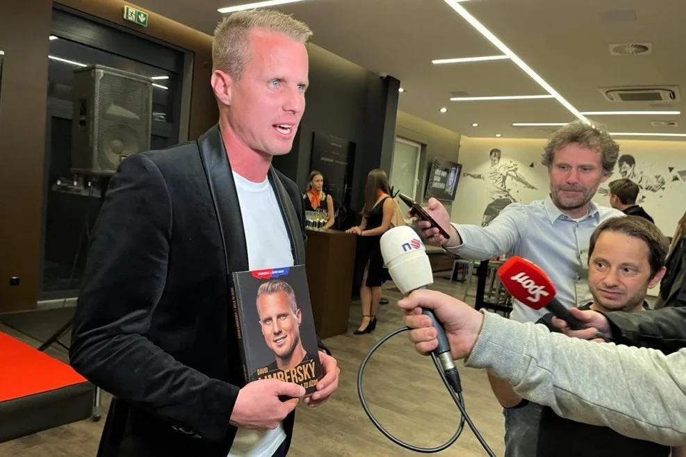 Soud potvrdil sedmiletý trest podvodníkovi, který obral o miliony fotbalistu Limberského
