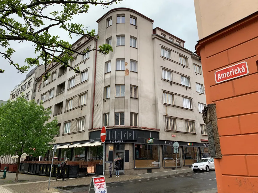 Město se nakonec rozhodlo neprodat dům Americká 38