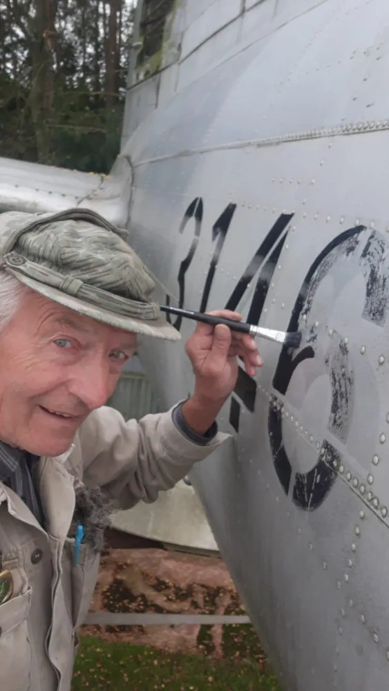 Zemřel milovník letadel, zakladatel Air Parku ve Zruči a legenda mezi sběrateli, Karel Tarantík nepřežil pád z lešení