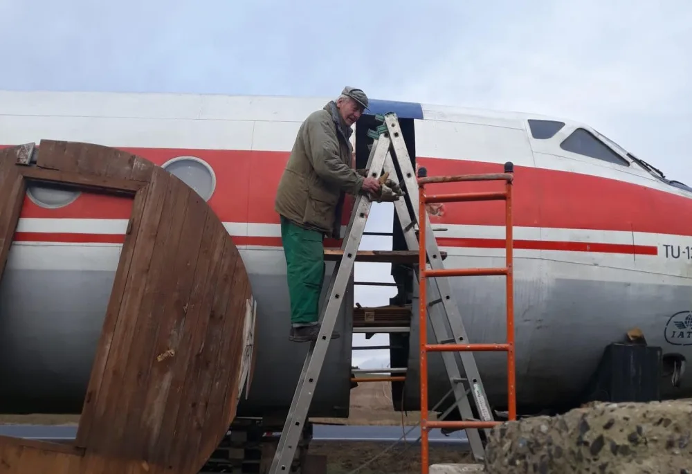 Letos se věnoval práci na letounu TU-134.