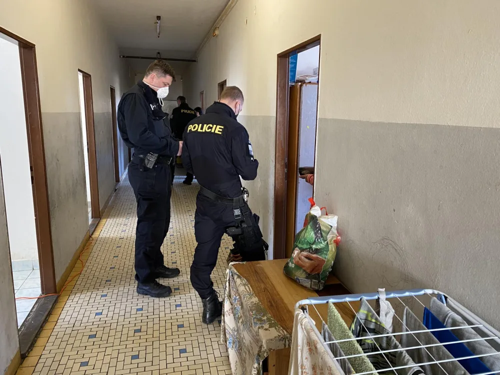 Policie podnikla velkou kontrolní akci zaměřenou na dodržování pobytového režimu cizinců