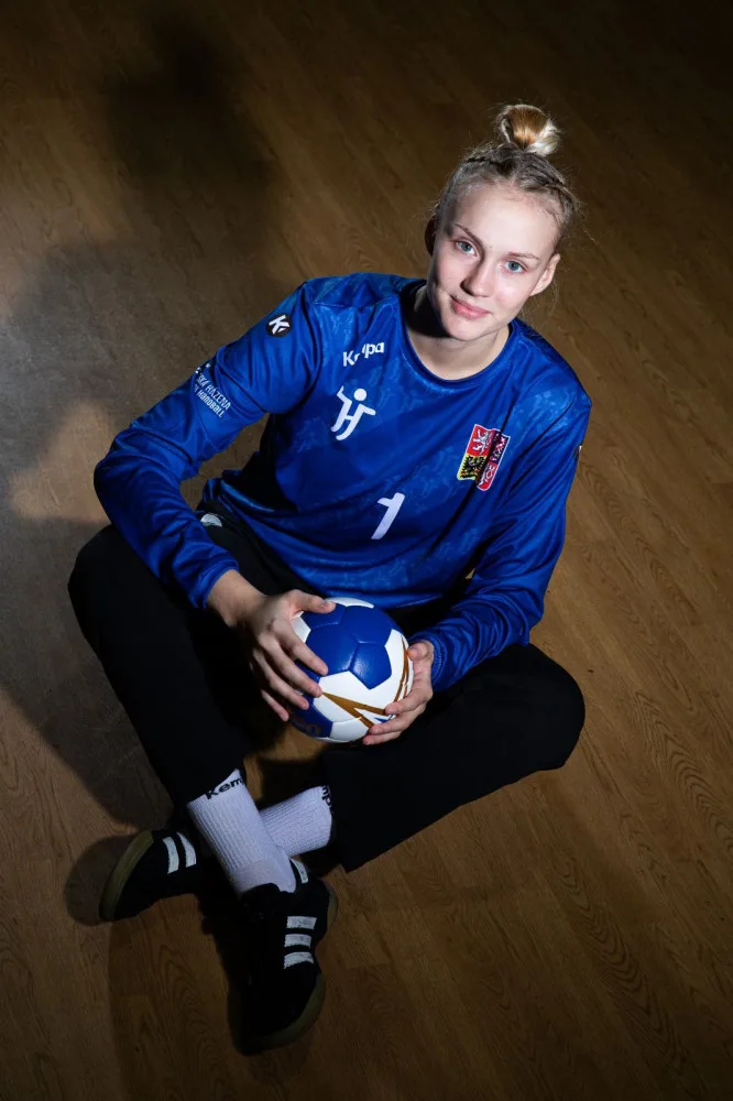 V programu UNIS je na ZČU také házenkářka a studentka Fakulty právnické Karin Řezáčová.