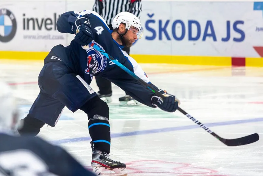 Hokejovou Plzeň po vyřazení v předkole opustí kapitán Kindl i útočníci Bulíř s Thorellem