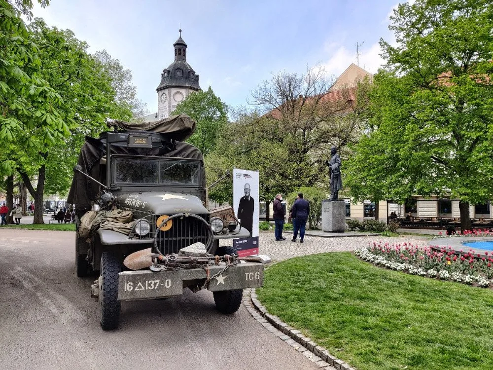 Slavnosti svobody se do Plzně vrátí se vší parádou, lidé se dočkají oblíbeného konvoje i veteránů