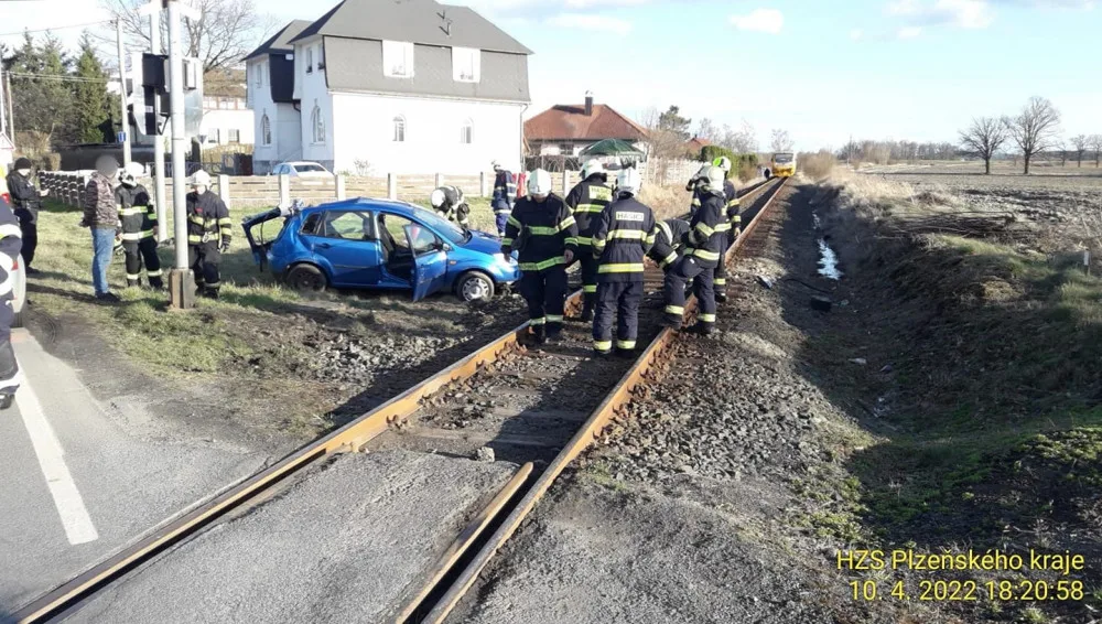 Nedělní nehoda na železničním přejezdu