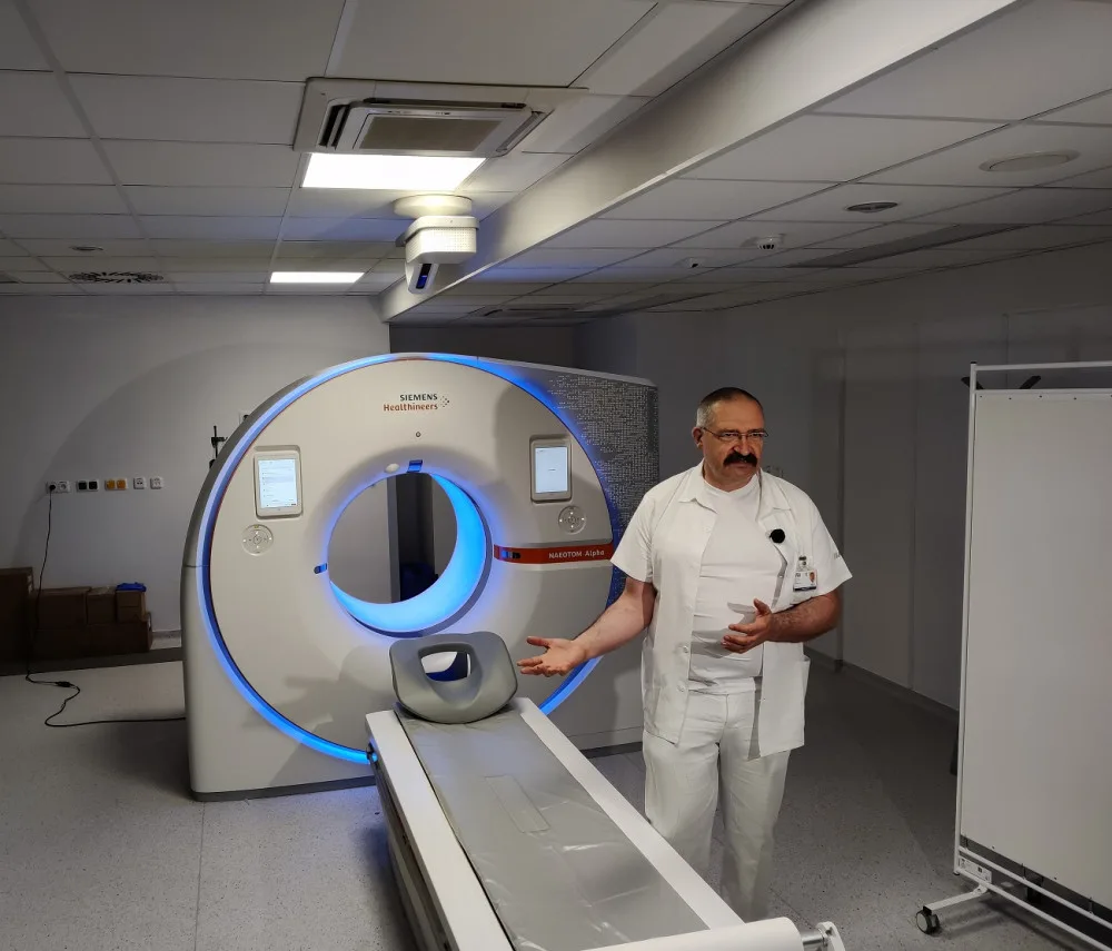 Nové CT snižuje dávku záření a zobrazuje detaily o šířce lidského vlasu, zařízení jako první na světě otestovali v Plzni